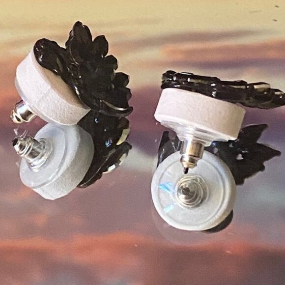 Black Swan Crystal 925 Silver Post Pierced Earrings - NEW - Picture 3 of 3